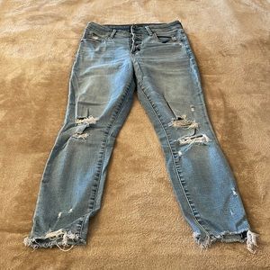 Abercrombie & Fitch Curve Love High Rise Skinny Ankle distressed jeans PETITE